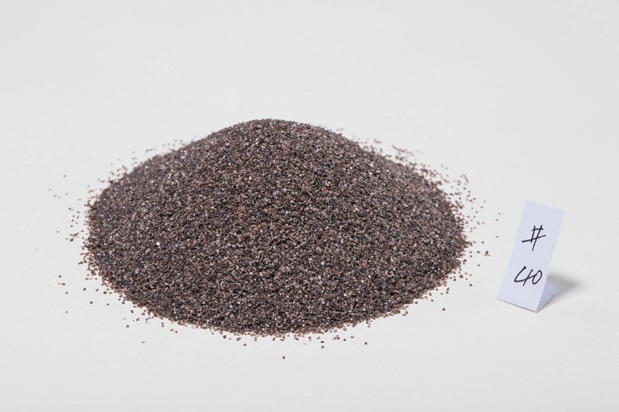 Brown fused alumina F grit sample