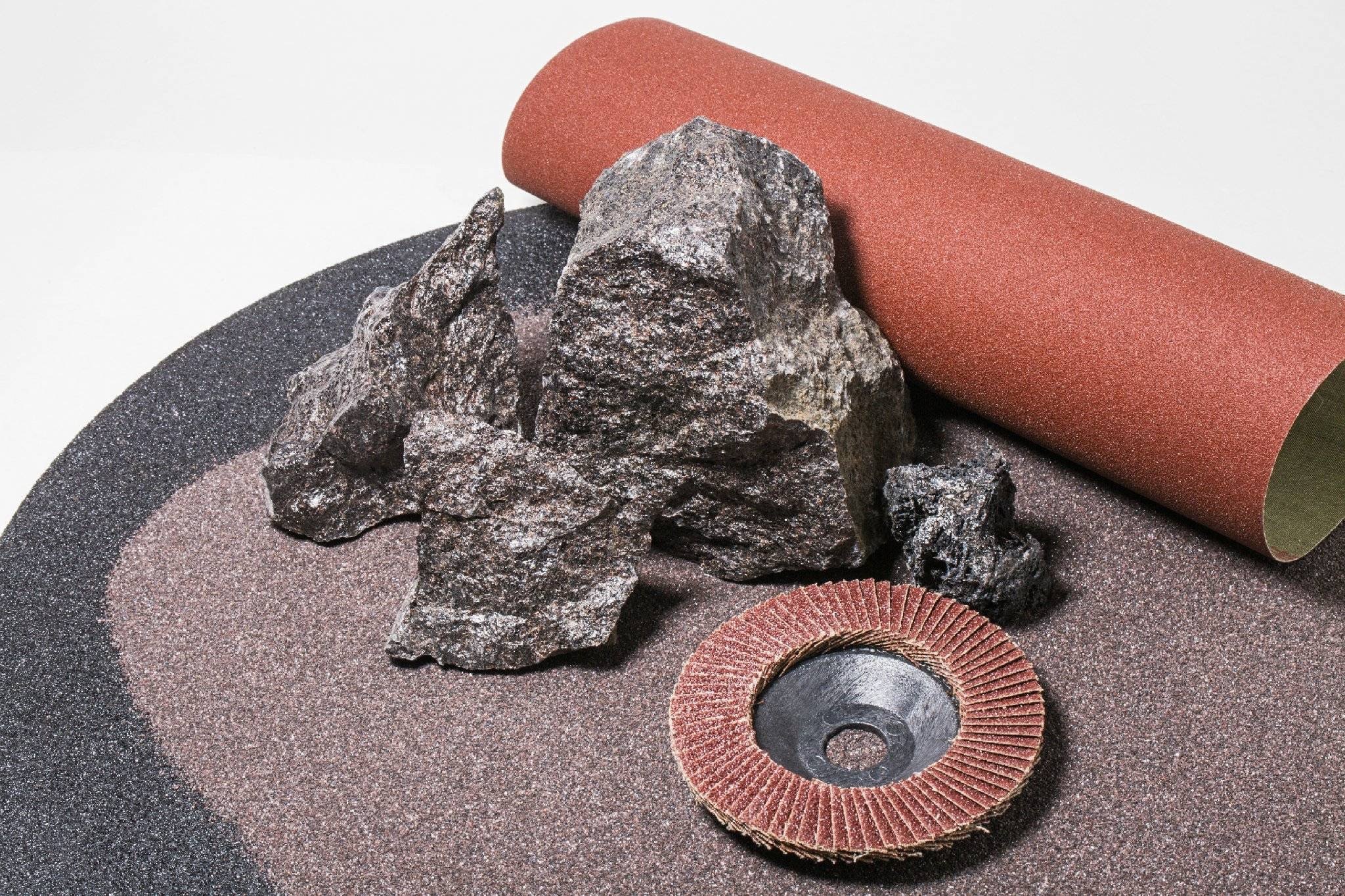 Coated abrasive material